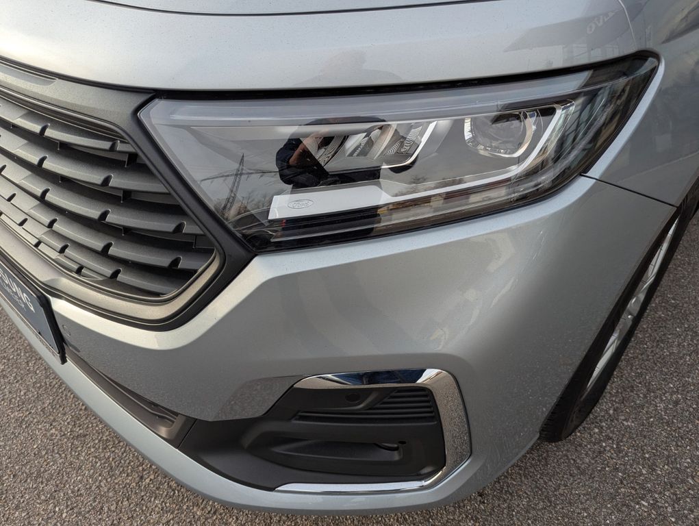 Ford Grand Tourneo 2025