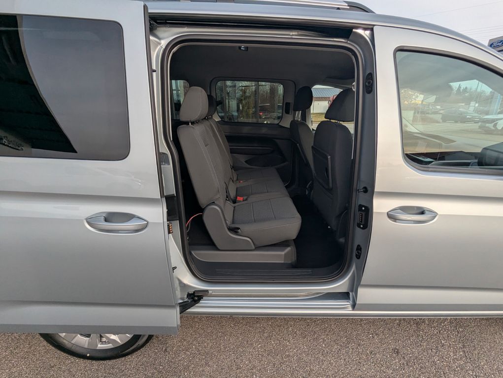 Ford Grand Tourneo 2025