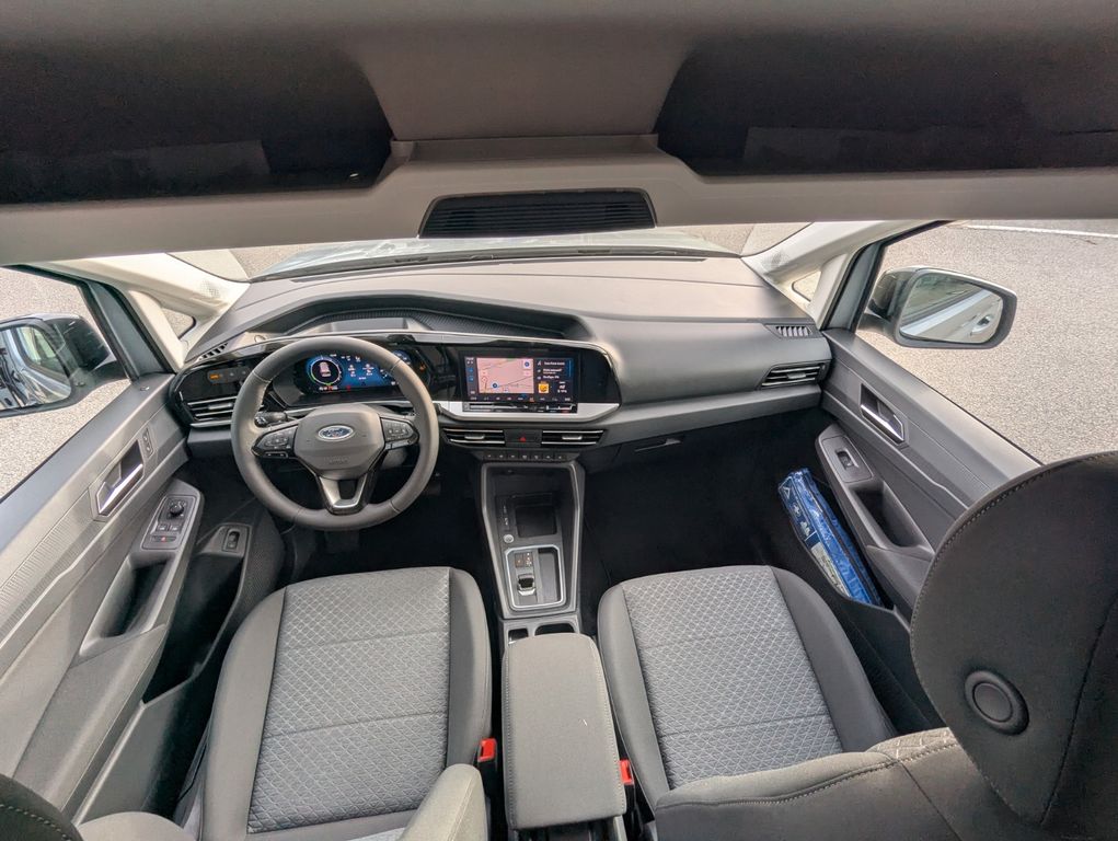 Ford Grand Tourneo 2025