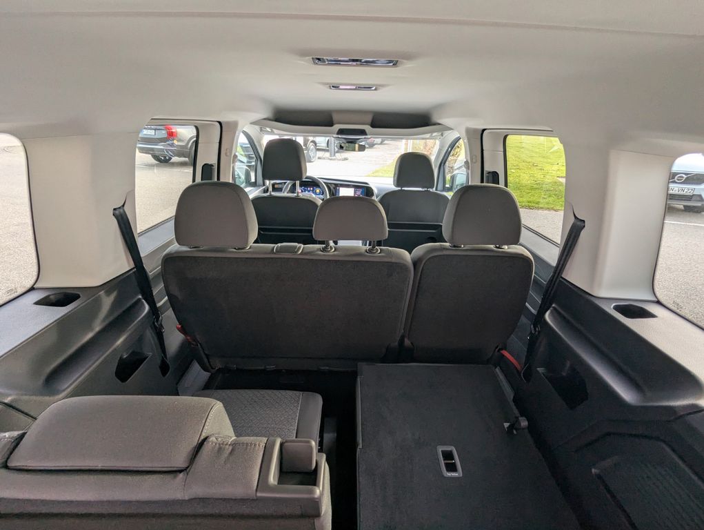 Ford Grand Tourneo 2025