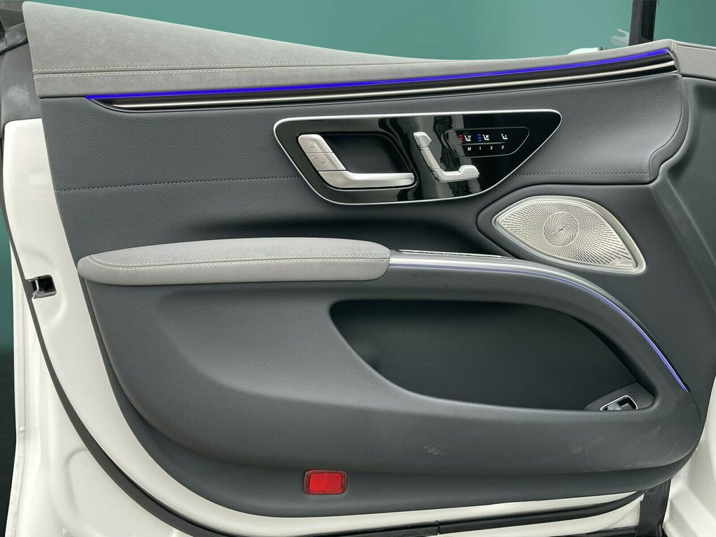 Mercedes-Benz EQS 2021