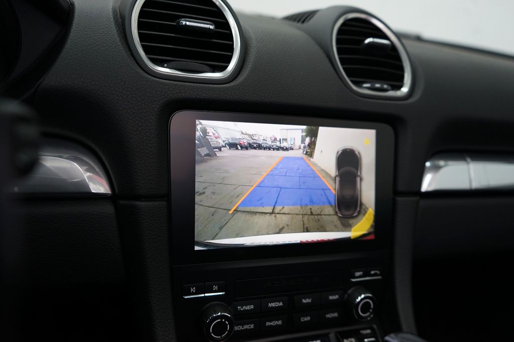 Porsche Boxster 2024