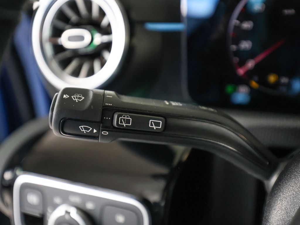 Mercedes-Benz A 250 2024