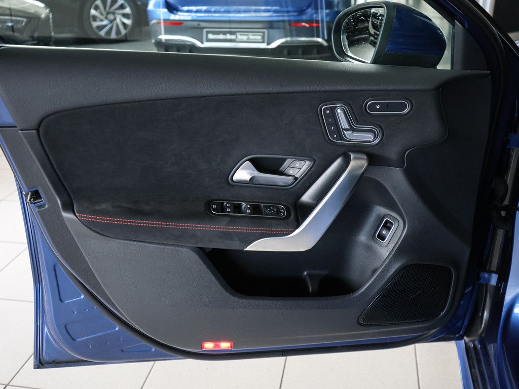 Mercedes-Benz A 250 2024