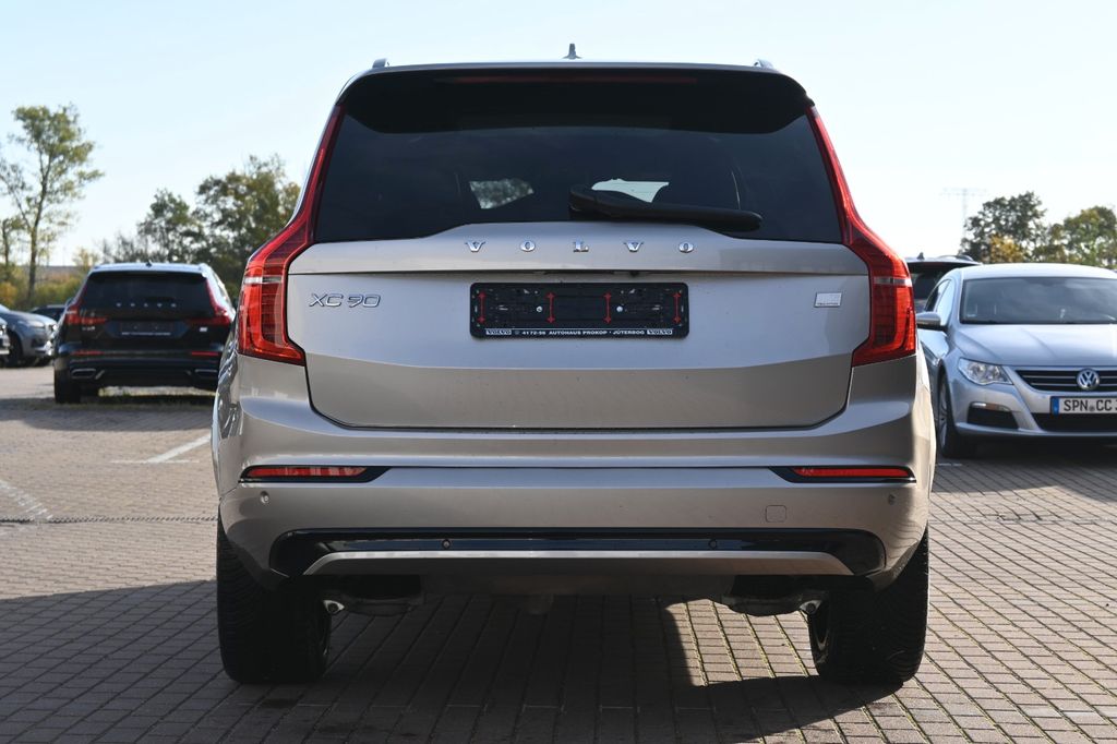 Volvo XC90 2023
