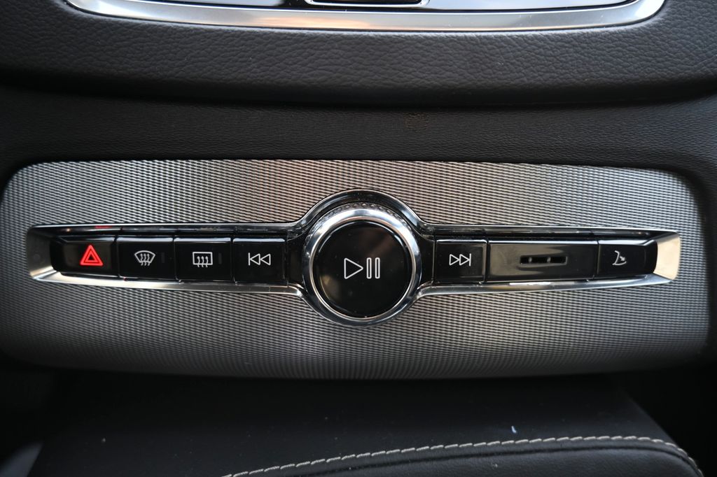 Volvo XC90 2023