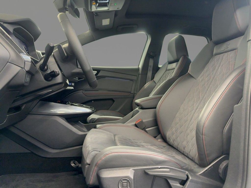 Audi Q4 e-tron 2025