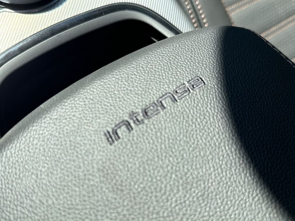 Alfa Romeo Stelvio 2025