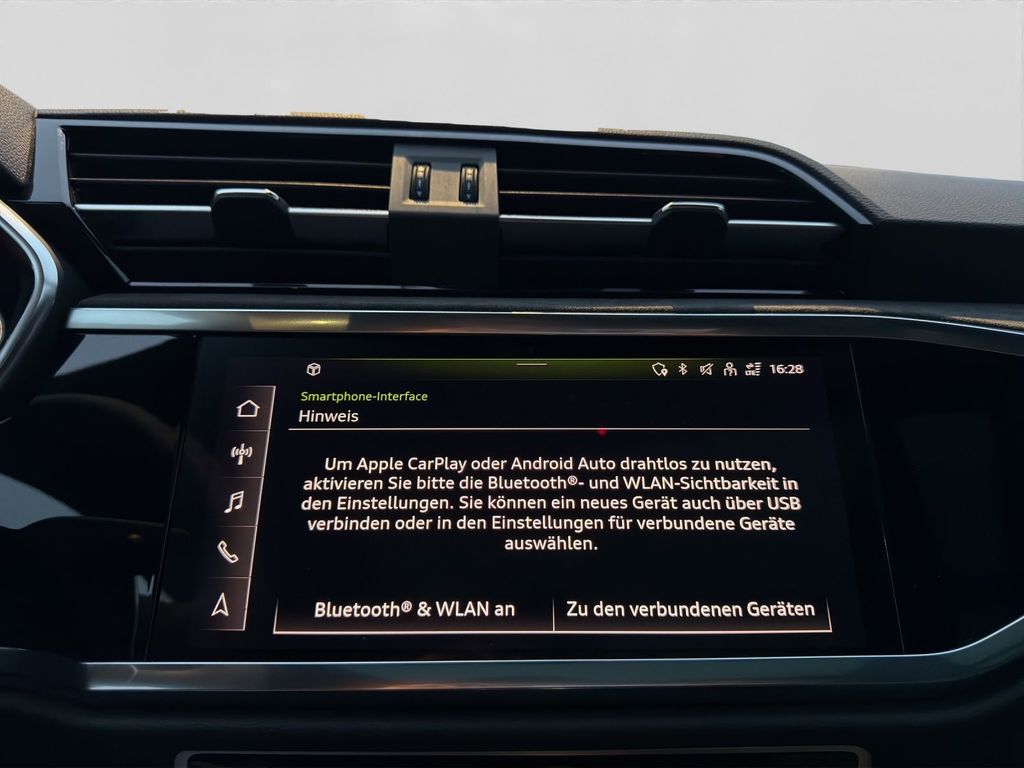 Audi RSQ3 2022