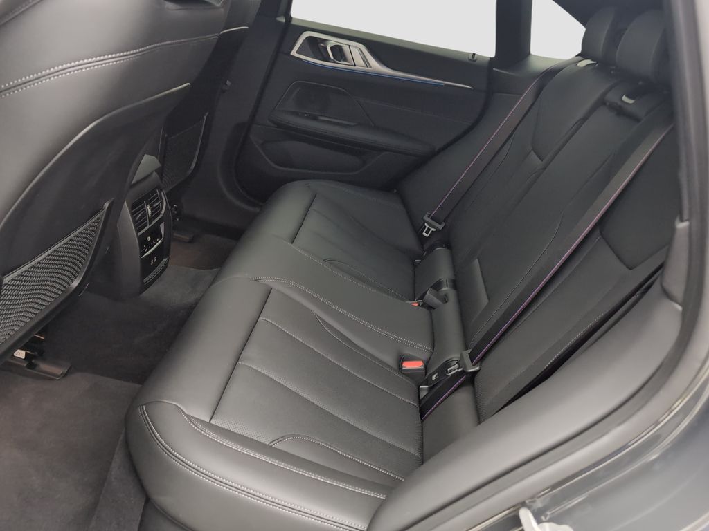 BMW i4 2023