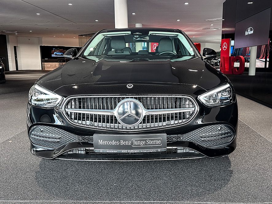 Mercedes-Benz C 220 2025