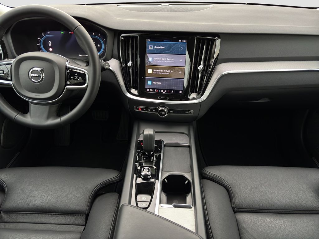 Volvo V60 Cross Country 2023