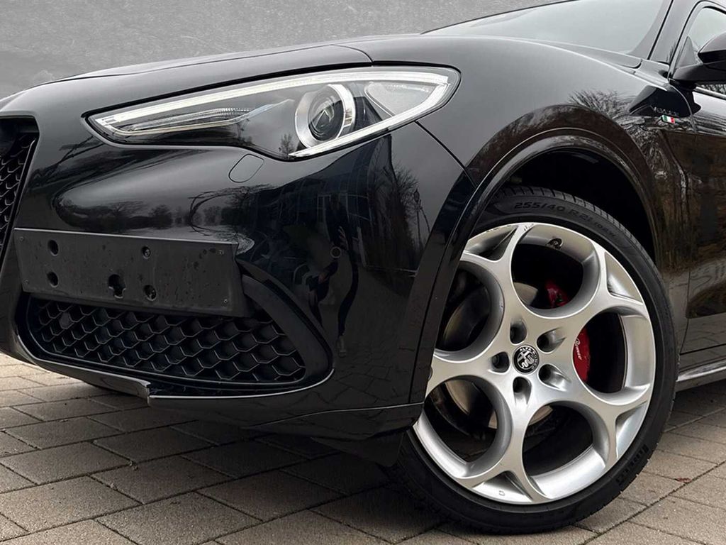 Alfa Romeo Stelvio 2021