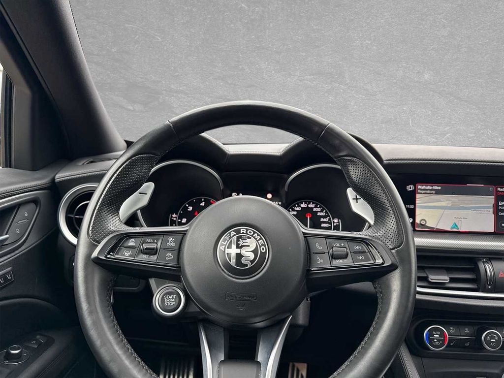 Alfa Romeo Stelvio 2021