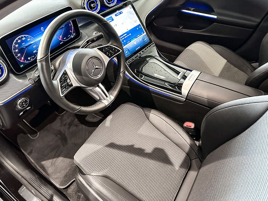 Mercedes-Benz C 220 2025