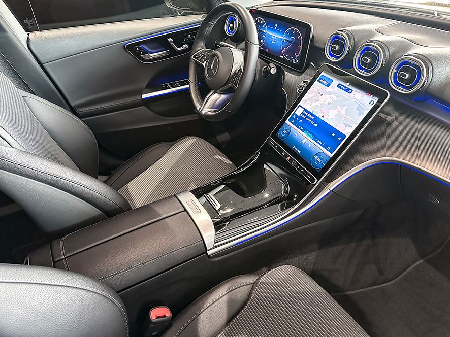 Mercedes-Benz C 220 2025