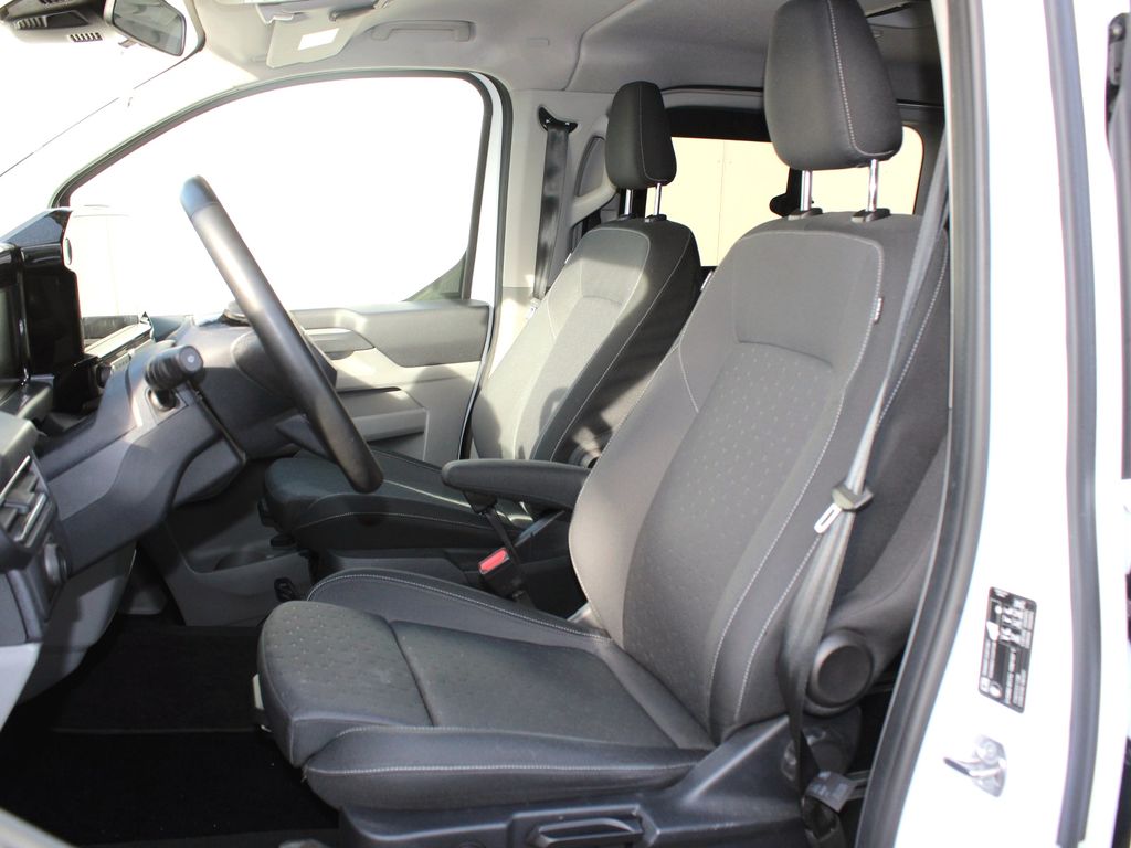 Ford Tourneo Custom 2024