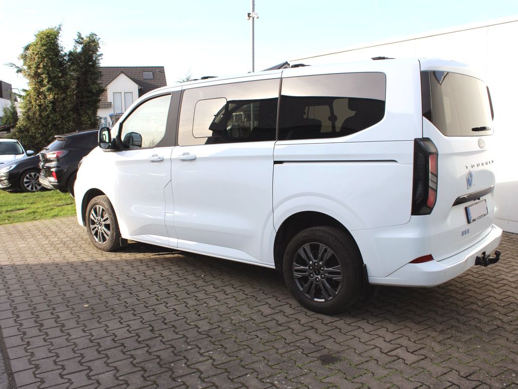 Ford Tourneo Custom 2024