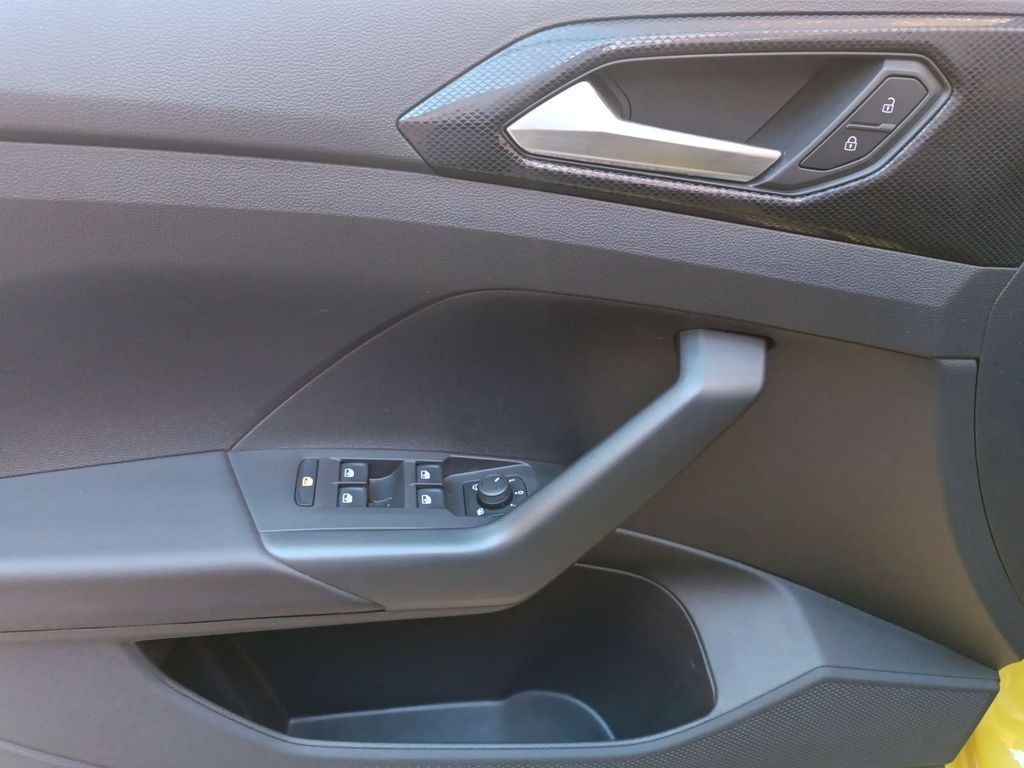 Volkswagen T-Cross 2024