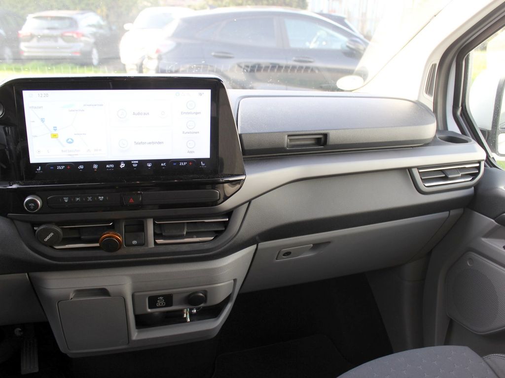 Ford Tourneo Custom 2024