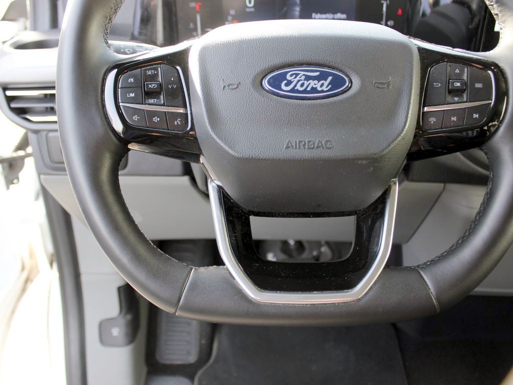 Ford Tourneo Custom 2024