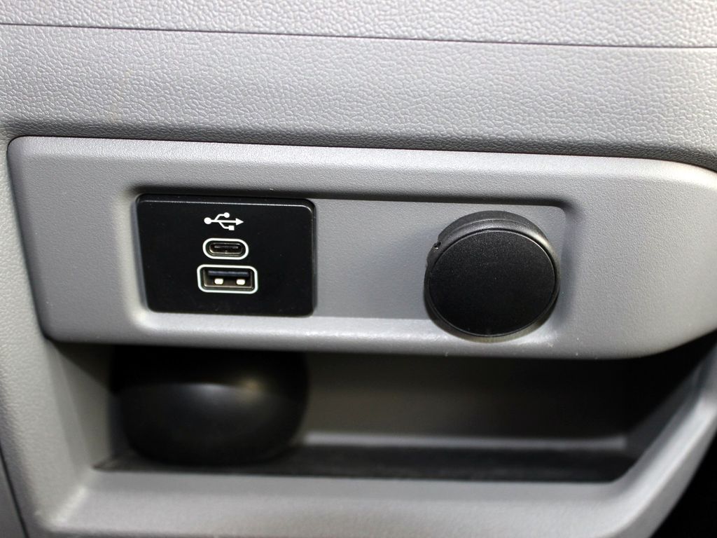 Ford Tourneo Custom 2024