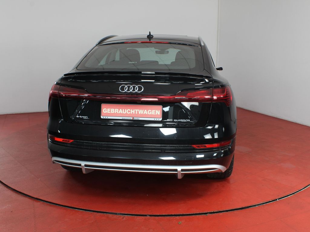 Audi e-tron 2022