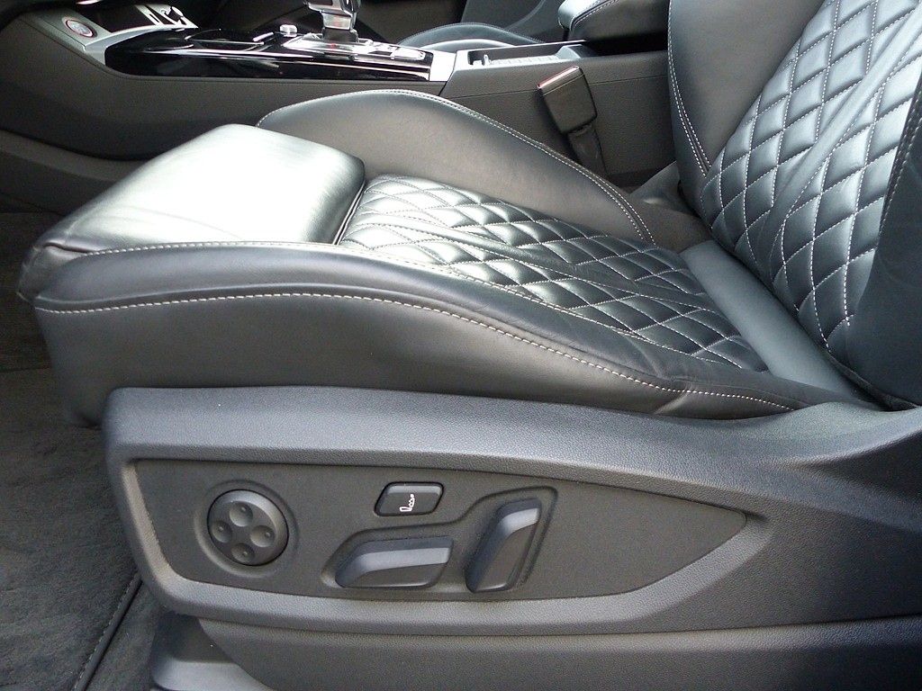 Audi SQ5 2021