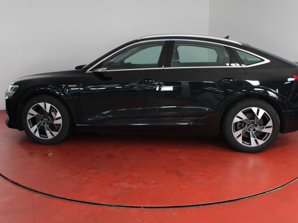 Audi e-tron 2022