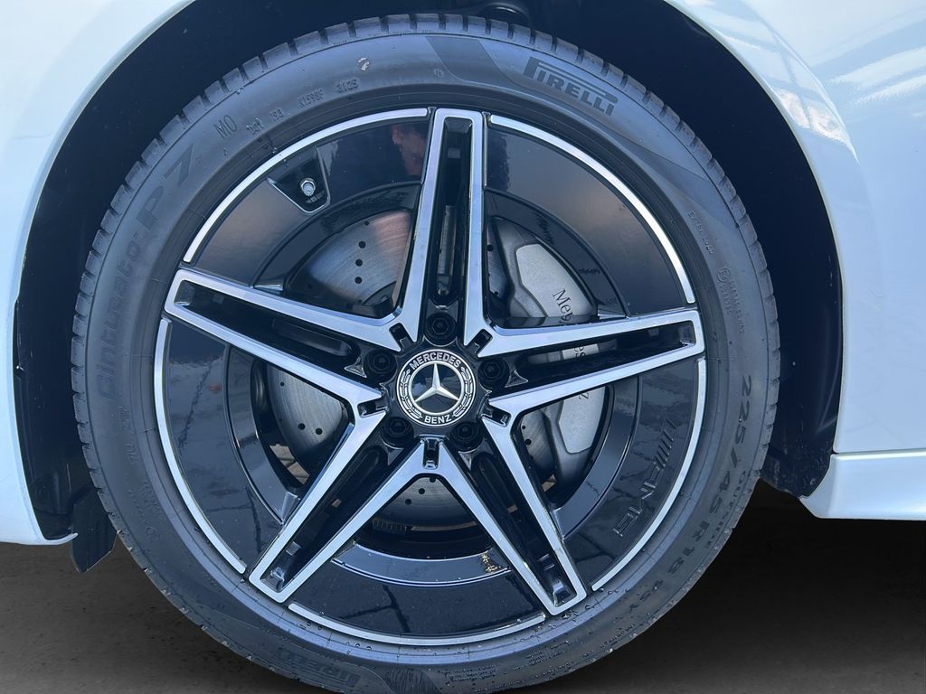 Mercedes-Benz C 220 2025