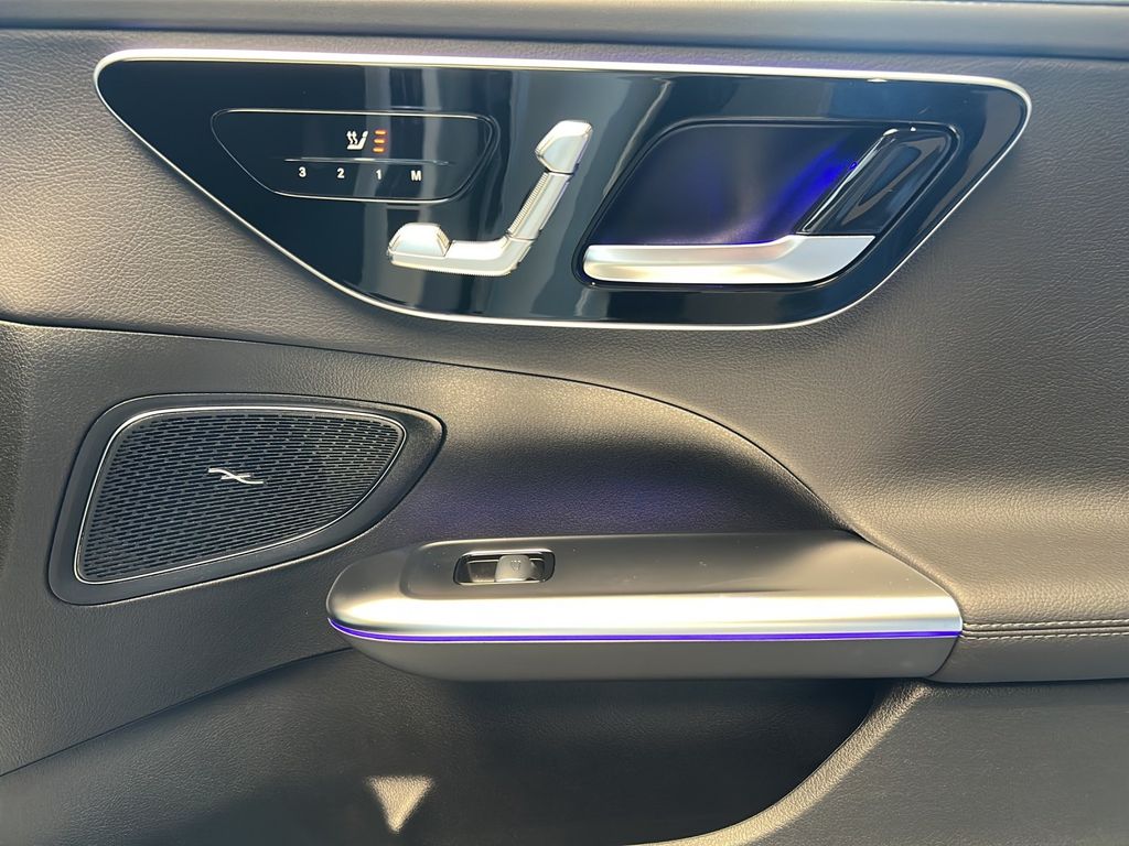 Mercedes-Benz C 220 2025