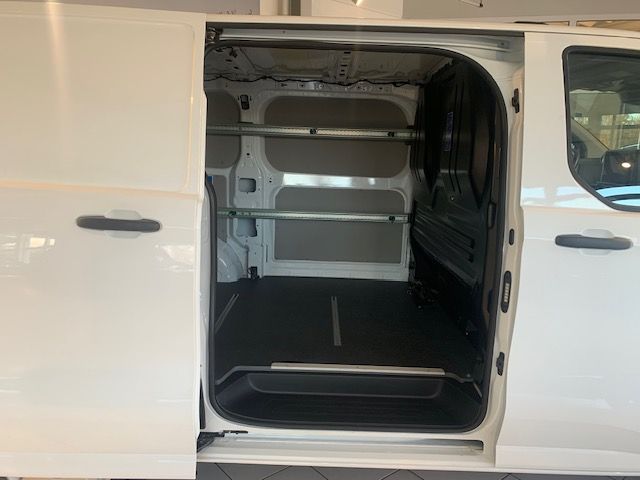 Ford Transit Custom 2024