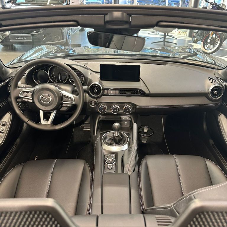 Mazda MX-5 2025