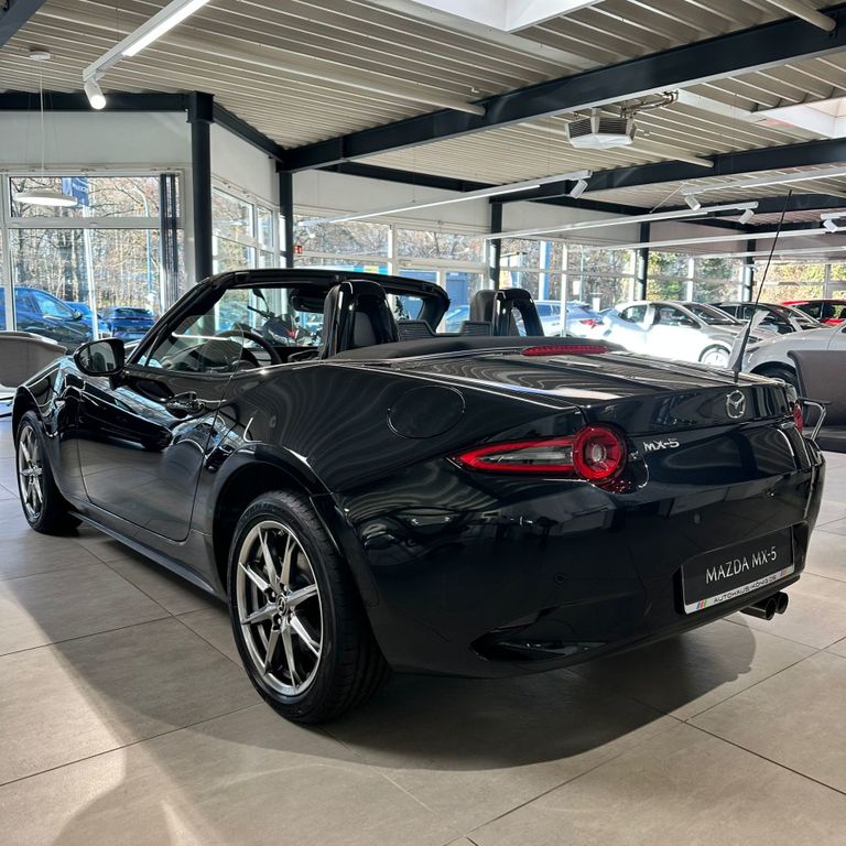 Mazda MX-5 2025