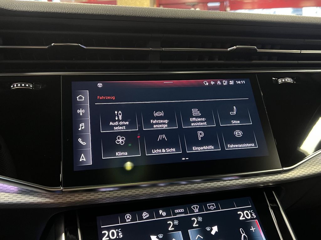 Audi SQ8 2025