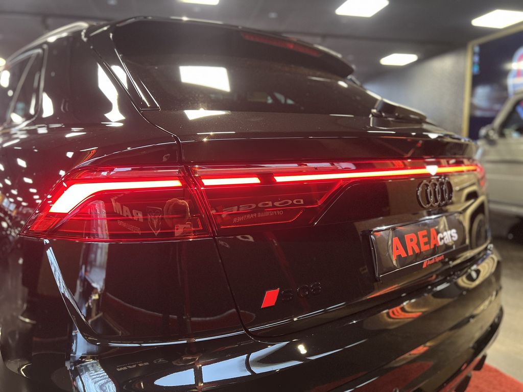 Audi SQ8 2025
