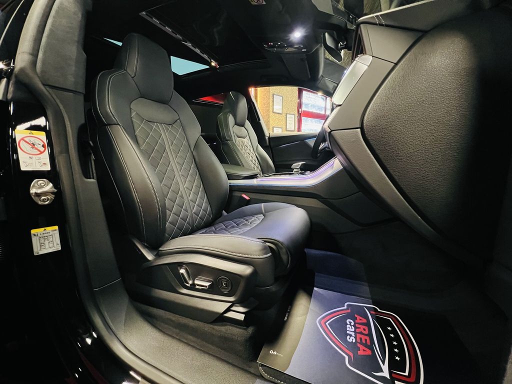 Audi SQ8 2025