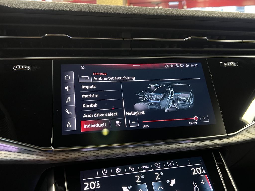 Audi SQ8 2025