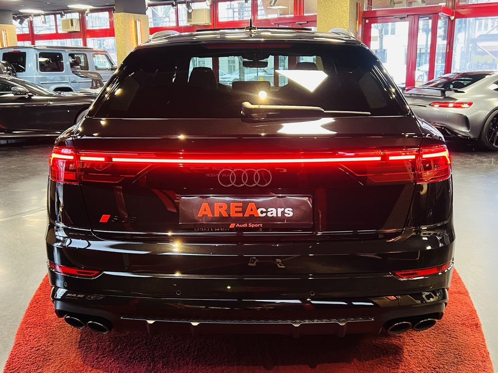 Audi SQ8 2025