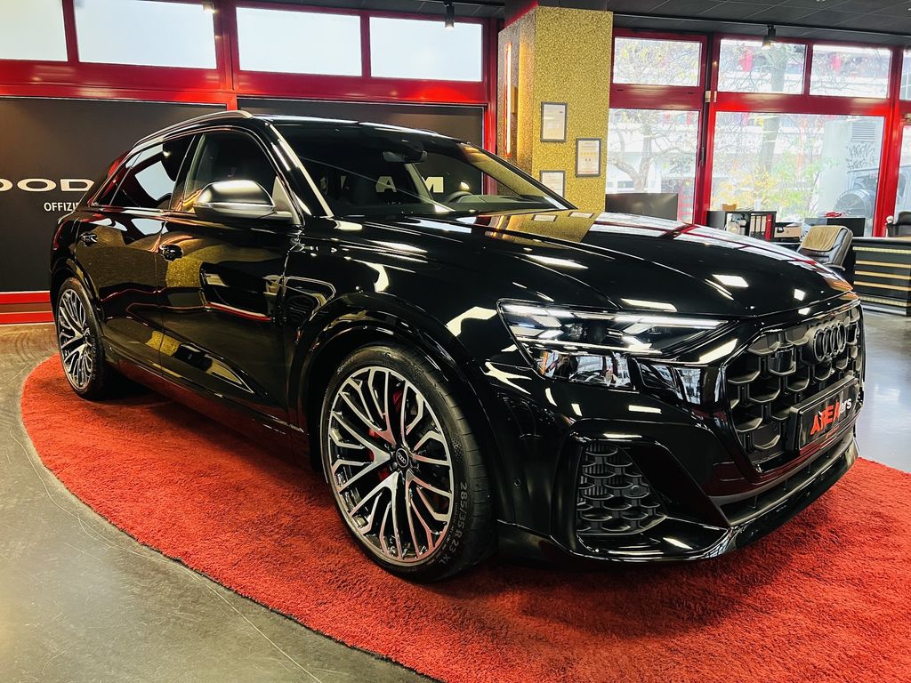 Audi SQ8 2025