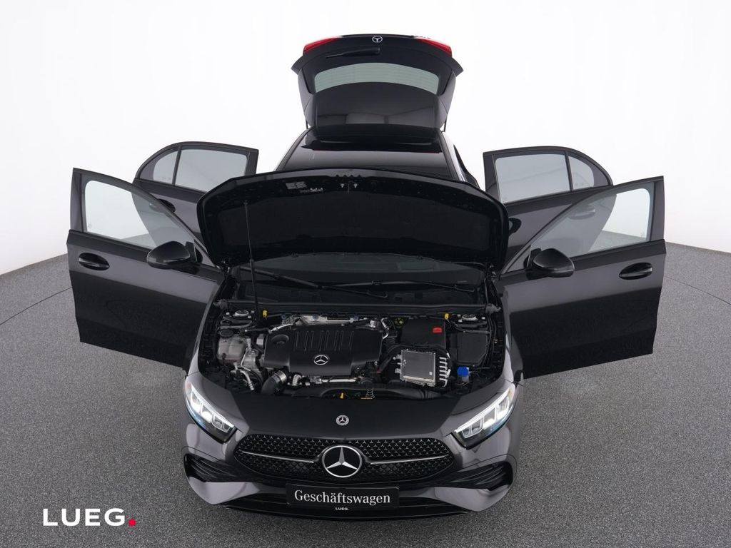 Mercedes-Benz A 180 2025