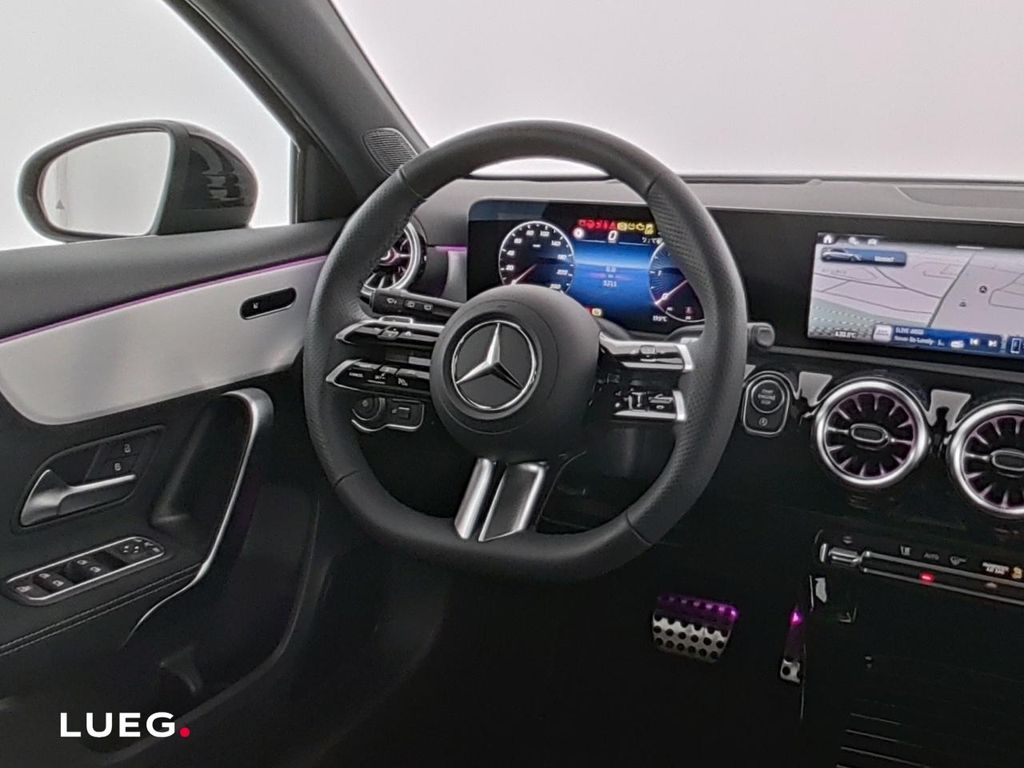 Mercedes-Benz A 180 2025