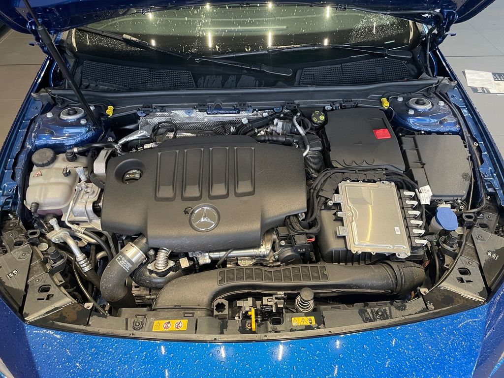 Mercedes-Benz A 200 2025