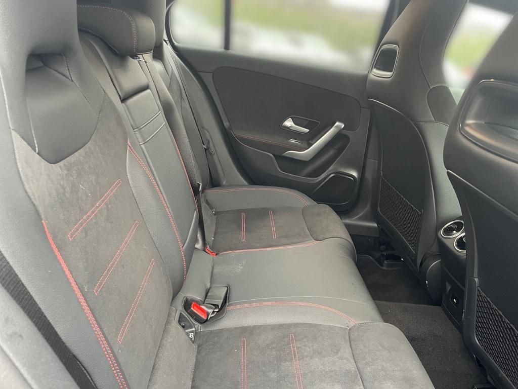 Mercedes-Benz A 200 2025