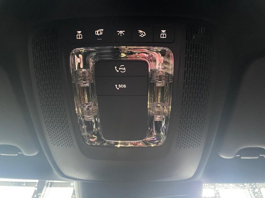 Mercedes-Benz A 200 2025