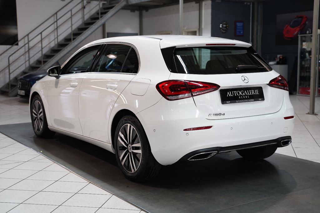 Mercedes-Benz A 180 2022