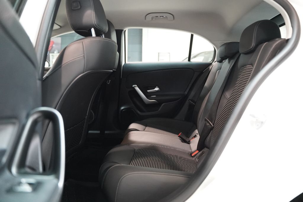 Mercedes-Benz A 180 2022