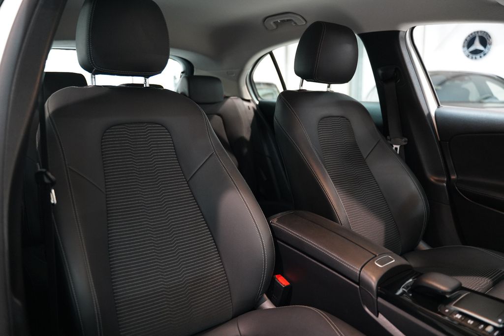 Mercedes-Benz A 180 2022