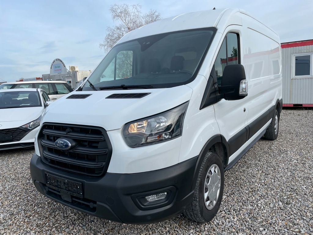 Ford Transit 2024