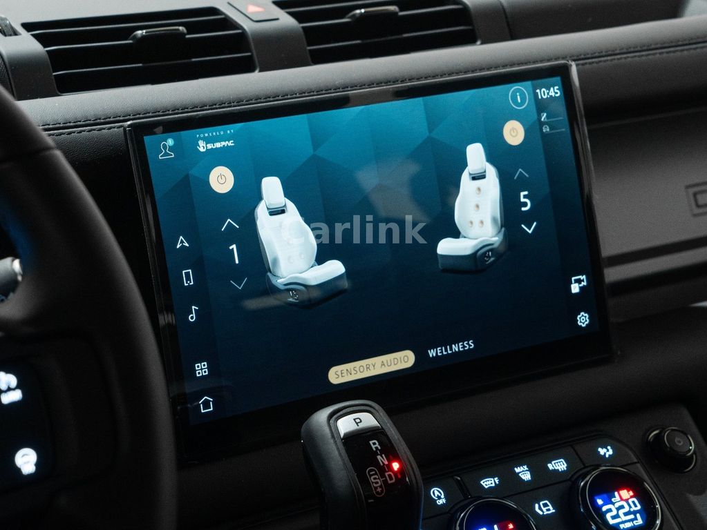 Land Rover Defender 2025